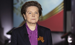 Наталья Комарова поздравила земляков с Днём Победы