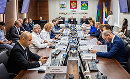 Прошло заседание Думы Ханты-Мансийска перед депутатскими каникулами