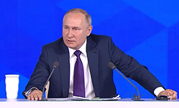 Владимир Путин рассказал о поддержке материнства и детства