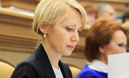 Людмила Низамова утверждена на пост детского омбудсмена в Югре