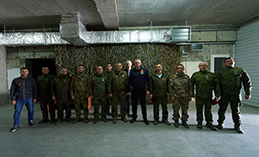 Губернатор ХМАО вручил медали югорским военнослужащим