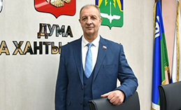Константин Пенчуков поздравил хантымансийцев с Днём Победы