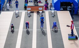 В Ханты-Мансийске стартовал чемпионат и первенство МЧС России по пожарно-спасательному спорту