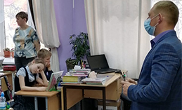 Василий Загваздин рассказал школьникам о правилах безопасности