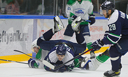 «Югра» проиграла «Торосу» в первом матче «Almet Oilers cup»