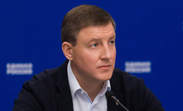Андрей Турчак предложил перенести обсуждение законопроекта об особом порядке изъятия детей из семьи