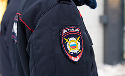 В Ханты-Мансийске водитель питбайка пытался скрыться от полиции 