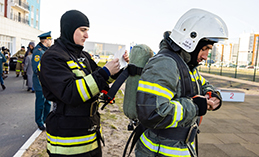 В Ханты-Мансийске в третий раз прошёл «Вертикальный вызов»