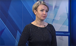 На вопросы отвечает директор управления по развитию туризма и внешних связей Анна Линкер