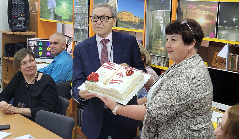 писатель.jpg писатель.jpg