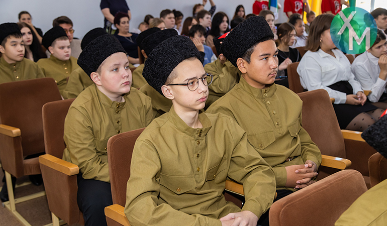 юные казаки.jpg