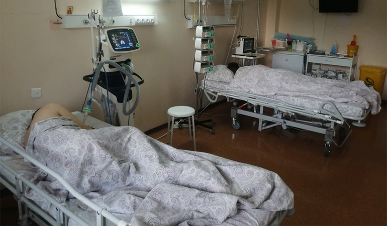 Пациенты красной зоны.jpg Пациенты красной зоны.jpg
