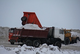 В Ханты-Мансийске организованы «горячие линии» по вопросам вывоза снега