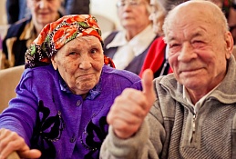 80-летние пенсионеры получат "возрастную" надбавку