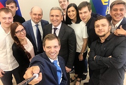 Александр Моор завел аккаунты в Instagram и ВКонтакте