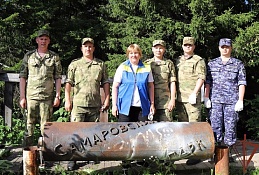 К экологической акции «Живи, родник!» присоединились росгвардейцы из Ханты-Мансийска