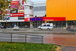 Мобильные прививочные пункты откроют в торговых центрах Ханты-Мансийска