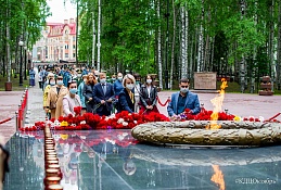 22 июня - День памяти и скорби. Возложение в Парке Победы