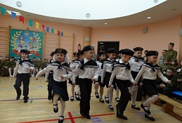 Аты-баты, шли солдаты!