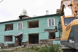 Власти Ханты-Мансийска: воровство из пустующих «деревяшек» остаётся воровством
