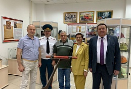 Депутаты городской Думы поздравили сотрудников с юбилеем государственного пожарного надзора