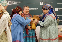Мансийская поэтесса Светлана Динисламова отметила 60-летие