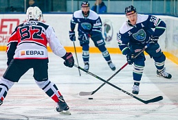 «Югра» одолела новокузнечан, проигрывая два тайма подряд