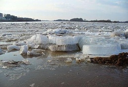 Ледоход приближается к Ханты-Мансийску