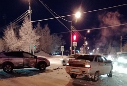 За прошедшие сутки в Югре 5 ДТП, в которых пострадали 6 человек