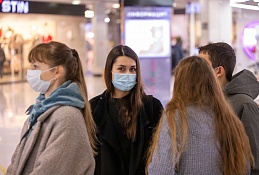 Вступили в силу новые правила наблюдения за больными и контактными при ковиде