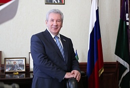 Борис Хохряков ответил на вопросы журналистов во время 18 Съезда Партии