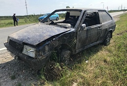 Неопытный водитель в Сургуте съехал в кювет