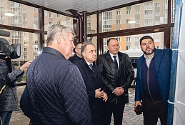 Виталий Мутко проинспектировал социально значимые объекты Ханты-Мансийска