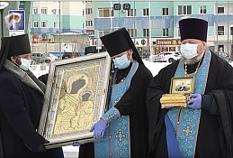 Крестный ход на колёсах