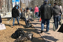 Более 2 тысяч хантымансийцев приняли участие в городском субботнике