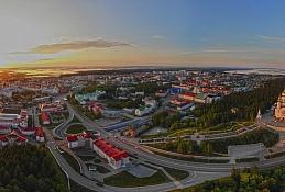 В окружной столице продолжается благоустройство общественных пространств